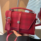MARLYNN™ - Vintage-Style Small Square Shoulder Crossbody Bag with Contrast Stitching